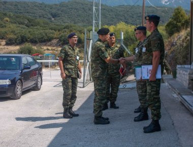 Επίσκεψη Α/ΓΕΣ στην Περιοχή Ευθύνης της 8ης Μηχανοποιημένης Ταξιαρχίας (φωτό)